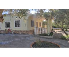 Chalet con terreno en Villamarxante