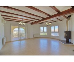Chalet en Venta en Denia, Alicante