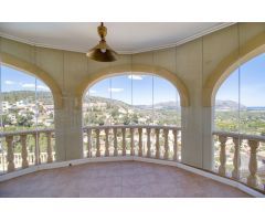 Chalet en Venta en Denia, Alicante