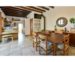 Espectacular casa de pueblo con encanto en Es Capdellà