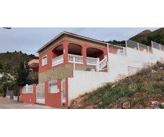 SE VENDE ESPECTACULAR CHALET EN PARAJE SAN JOSE