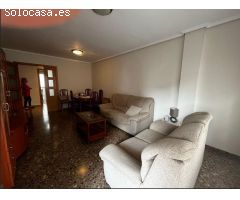 En Venta Piso en Poligono III de 4 habitaciones y dos baños