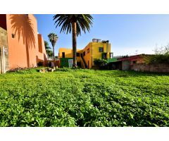 Casa Tradicional Canaria con Amplio Jardín