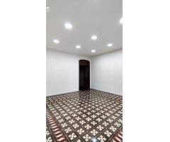Local Comercial en Calle Peatonal
