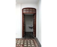 Local Comercial en Calle Peatonal