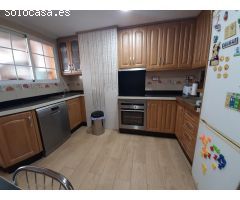 VENDE PISO AMPLIO Y TOTALMENTE REFORMADO