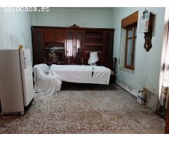 CASA EN VENTA PARA REFORMAR