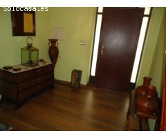 VENDE CASA EN CASCO ANTIGUO