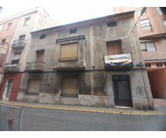CASA-SOLAR PARA CONSTRUIR EN EL CENTRO DE VILLENA
