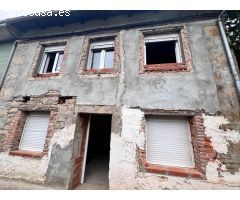 Casa en Venta en San Martin del Rey Aurelio, Asturias