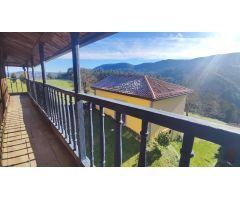 ¡Oportunidad única en Pravia! Dos encantadores apartamentos, panera vivienda y caserón asturiano