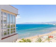 MARAVILLOSO DÚPLEX EN 1ª LÍNEA DE SALOU