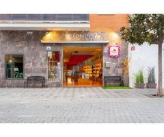 FANTÁSTICO LOCAL A PIE DE CALLE EN PLENO CORAZÓN COMERCIAL Y PEATONAL DE CAMBRILS - ZONA PUERTO