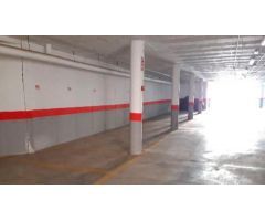 12 PLAZAS DE APARCAMIENTO PARA CARROS DE GOLF EN RESIDENCIAL SAN ROQUE CLUB.