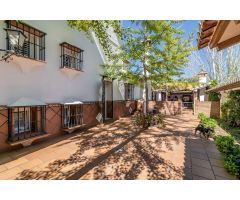 Chalet en Venta en Cascajares de la Sierra, Granada