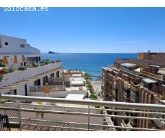 Benidorm venta Ático de tres dormitorios terraza de 100 metros vistas al mar