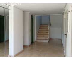 OPORTUNIDAD!!!!!! APARTAMENTO CON GRAN TERRAZA Y PISCINA COMUNITARIA