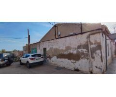 ATENCION INVERSORES!!!! CASA EN TORREMENDO CON GRAN TERRENO VALLADO