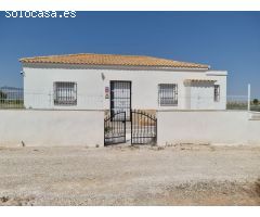 SE VENDE CHALET CON DOS VIVIENDAS