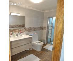 SE VENDE CHALET CON DOS VIVIENDAS