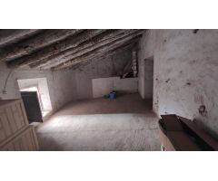 Casa antigua en el casco histórico de Pliego.