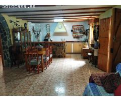 casa de campo ubicada entre los municipios de Ricote y Río Mula