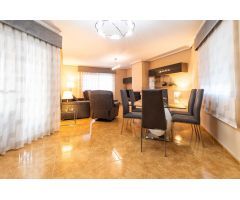 Amplio chalet en Urbanización Los Rodeos (Campos del Río)