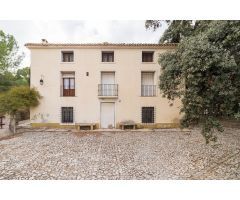 Gran casa rústica de estilo italiano de unos 300 años de antigüedad