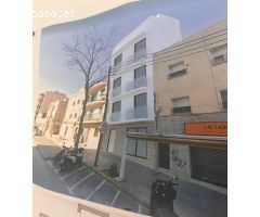 Edificio en Venta en Badalona, Barcelona