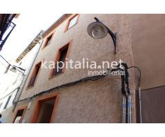 Casa con cueva en venta en Ontinyent