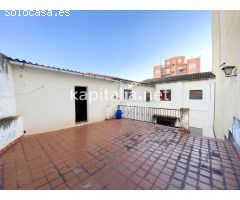 Gran casa a la venta en Ontinyent de los años 30
