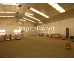 Nave en venta en el polígono industrial de Olleria.