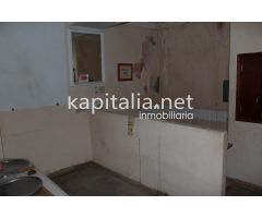 Casa a la venta en Ontinyent  (Valencia)