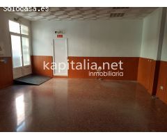 Local chaflan en venta y alquiler en Ontinyent.