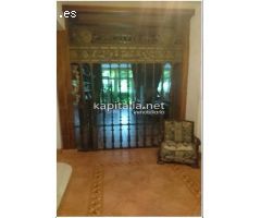 Adosado con piscina a la venta en Ontinyent