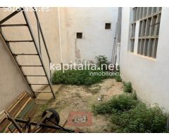 Local comercial a la venta zona Sant Josep de Ontinyent