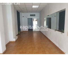 Local comercial a la venta en Ontinyent.