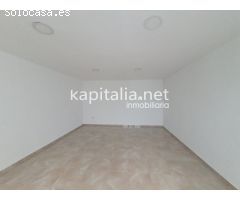 Entresuelo totalmente reformado  a la venta y en alquiler en Ontinyent.