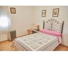 Amplio chalet a la venta en Agullent ( Valencia)