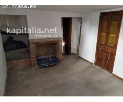 Casa a la venta en Ontinyent, zona La Canterería.