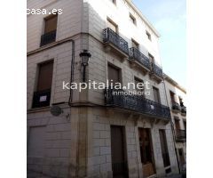 Grandiosa casa a la venta en plaza Ayuntamiento (BOCAIRENT)