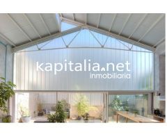 Espctacular y unico local comercial a la venta en Ontinyent.