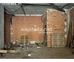 Local chaflán en venta en Ontinyent en zona Llombo