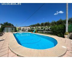 Magnifico chalet a la venta en Ontinyent a 1.5km de la población.