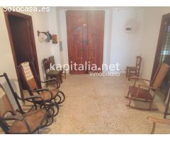 CASA A LA VENTA EN AGULLENT.