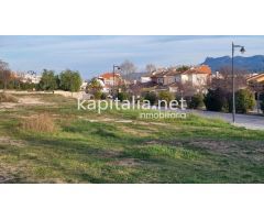 Parcela a la venta en la urbanización Les Aigues de Ontinyent.