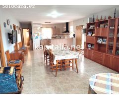 INTERESANTE CASA DE CAMPO A LA VENTA UBICADA EN LA POBLACIÓN DE BENIGANIM.