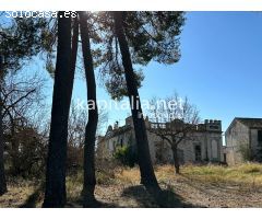Finca emblematica a la venta en Ontinyent, en la urbanización del Pilar.