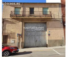 CASA CON GARAJE A LA VENTA EN BANYERES DE MARIOLA.