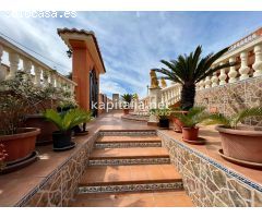 Impresionante chalet en venta en Benigánim.
